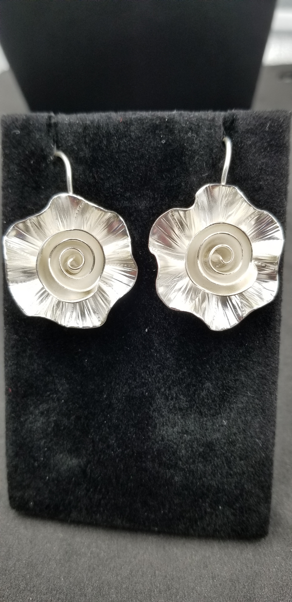 STERLING SILVER FLOWER EARRINGS