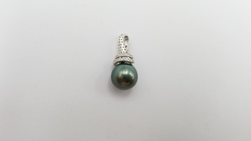 TAHITIAN BLACK PEARL ( BAROQUE ) STERLING SILVER PEANDANT